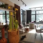 Gora - For 22 Guests, пампорово, Rhodope Mountains Holiday home