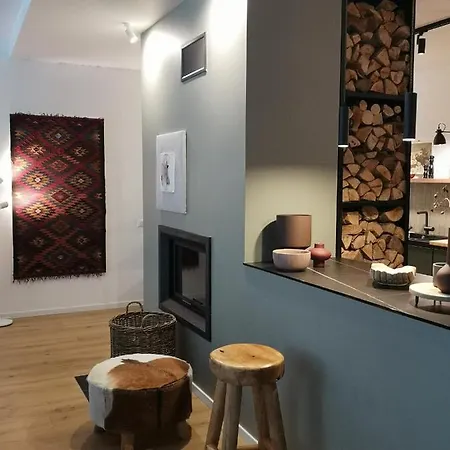 Gora - For 22 Guests, пампорово, Rhodope Mountains Holiday home *