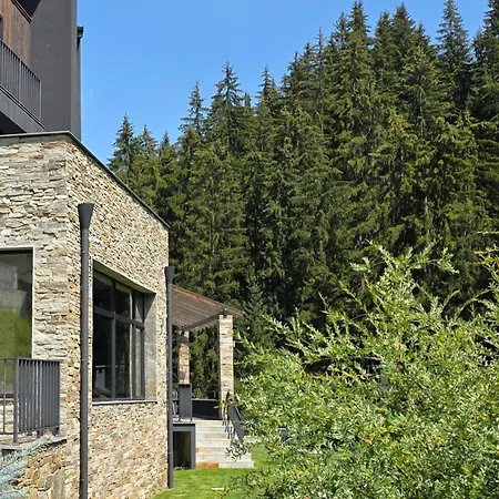 Gora - уютна планинска къща с гледка до зона пампорово