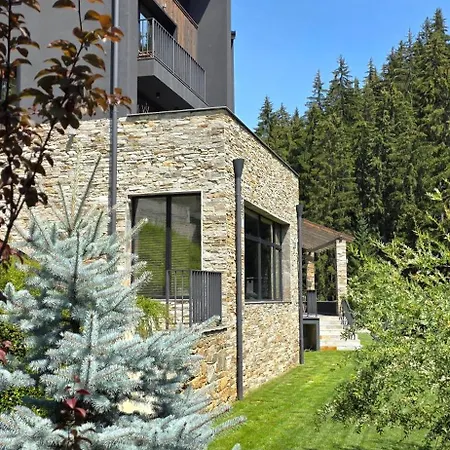 Gora - уютна планинска къща с гледка до зона пампорово *