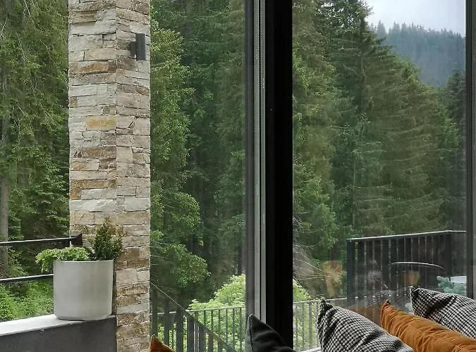 Gora - уютна планинска къща с гледка до зона пампорово * Progled