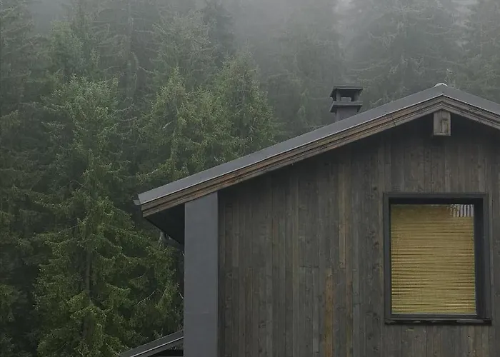 Дом отдыха Gora - уютна планинска къща с гледка до зона пампорово