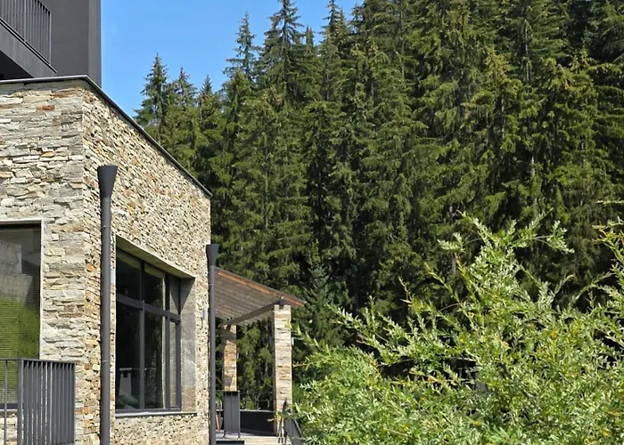 Gora - уютна планинска къща с гледка до зона пампорово