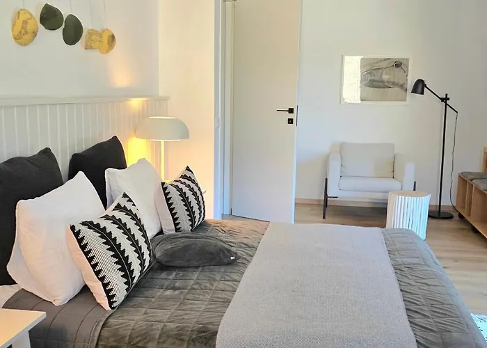 Gora - уютна планинска къща с гледка до зона пампорово *