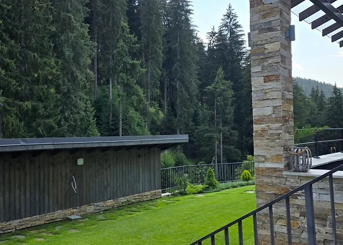 Дом отдыха Gora - уютна планинска къща с гледка до зона пампорово