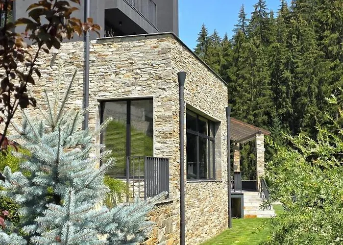 Gora - уютна планинска къща с гледка до зона пампорово *